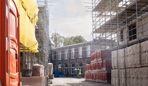 Hoe ga je om met kostenstijgingen en faalkosten in de bouw?