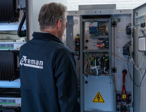 Slim omgaan met netcongestie: Breman zet in op energieopslag met zoutbatterijen