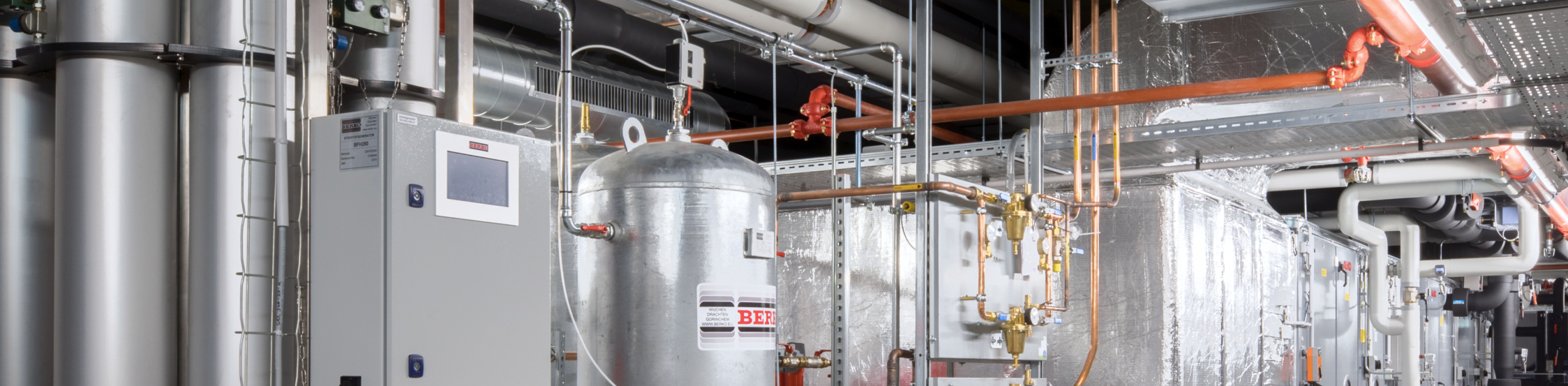 Breman-utiliteit-technische-ruimte-e-en-w-installaties-scaled_2555x1105_acf_cropped_2550x1103_acf_cropped